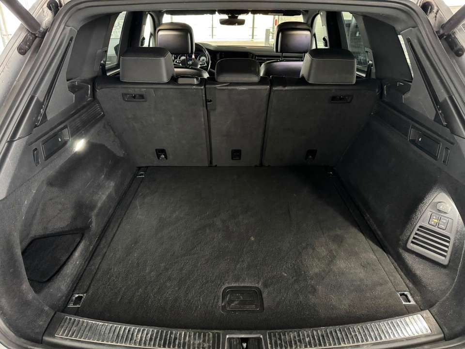 Car picture 10