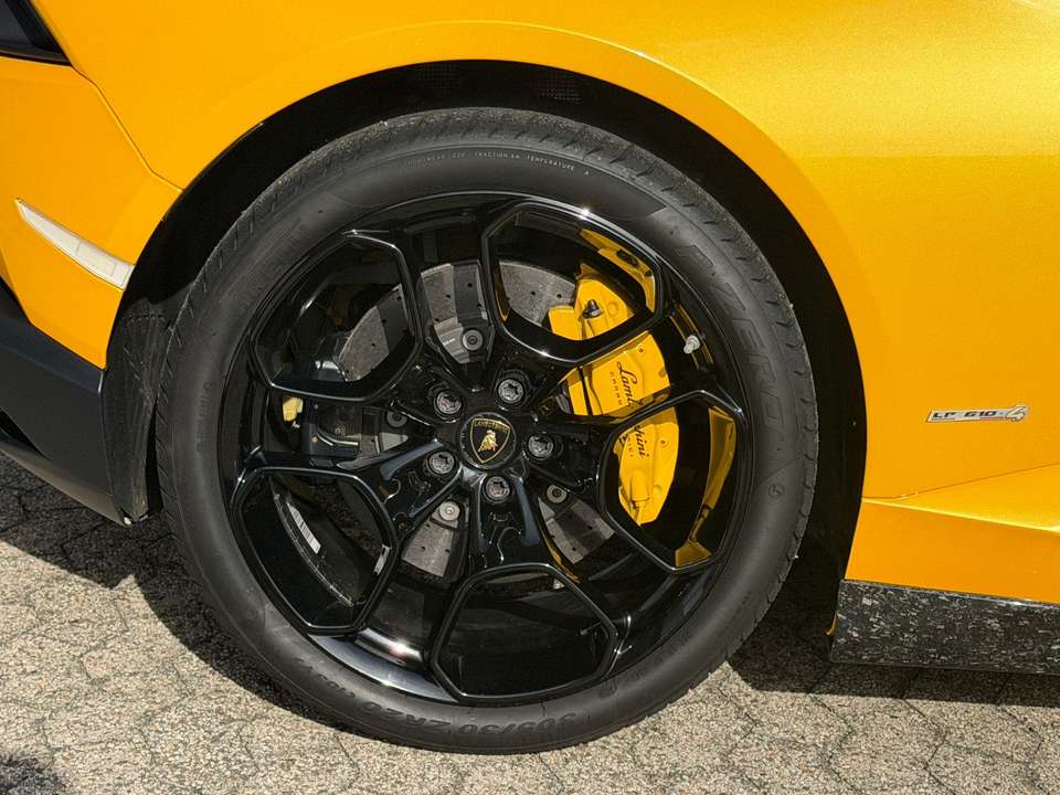 Lamborghini Huracán - Imagem 12