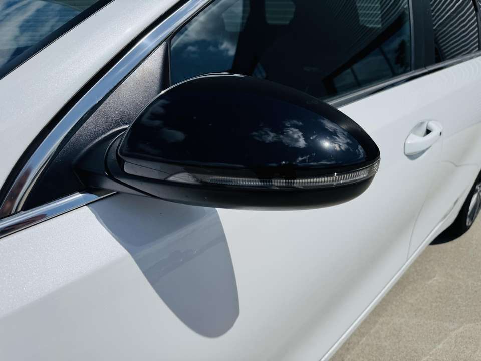 Kia Ceed SW / cee'd SW - Imagem 15