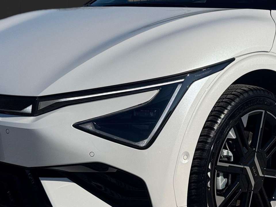 Car picture 6