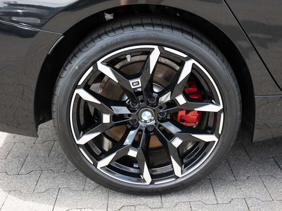 BMW 330 - Imagem 10