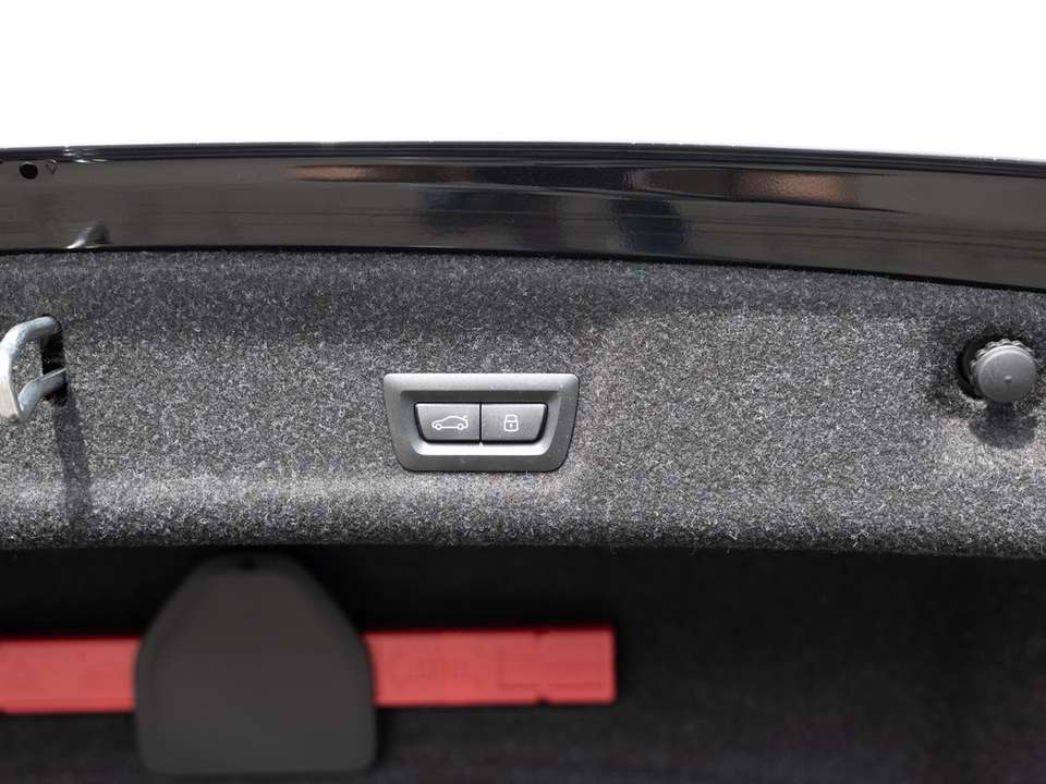 BMW 330 - Imagem 13