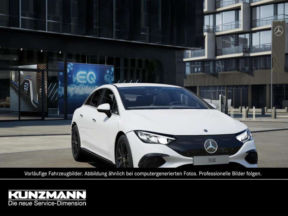Mercedes-Benz EQE 300 - Imagem 7