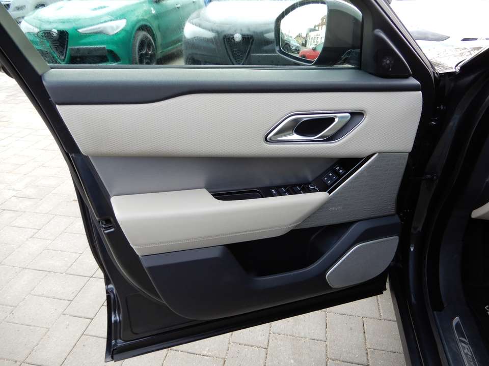 Land Rover Range Rover Velar - Imagem 7
