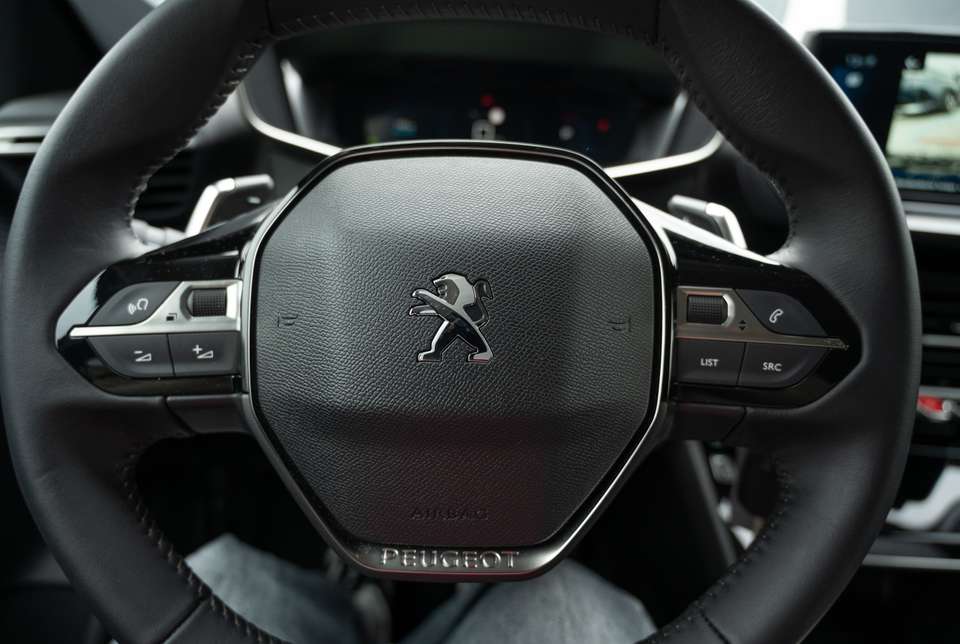 Peugeot 208 - Imagem 14