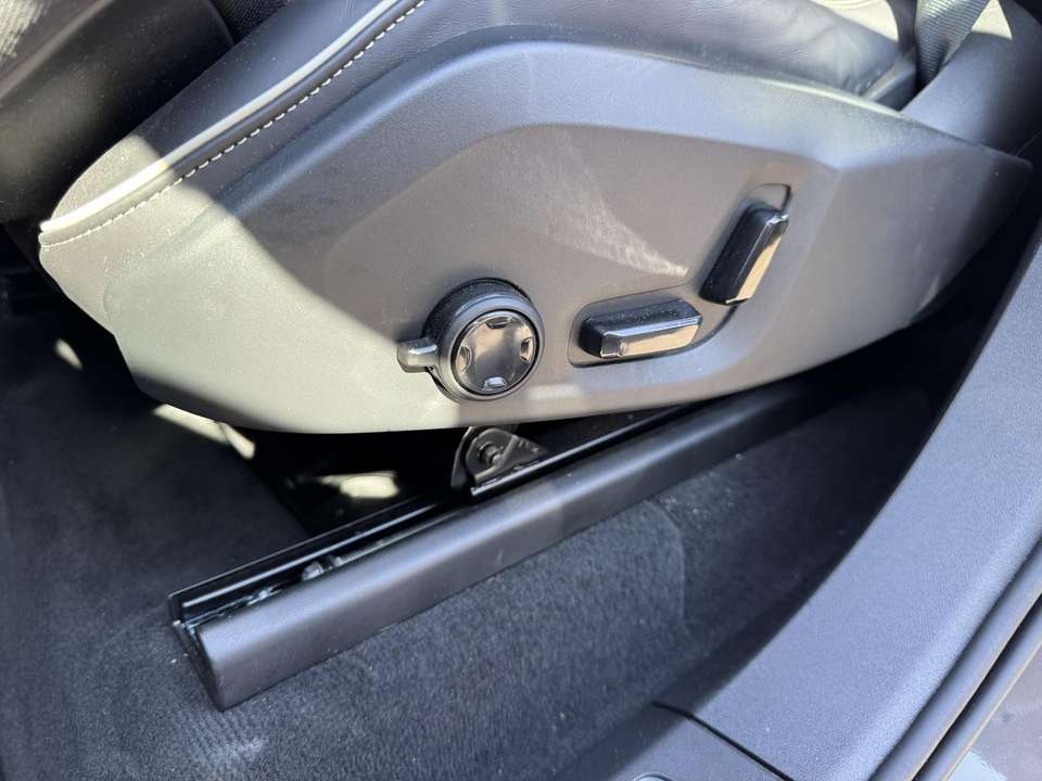 Car picture 9
