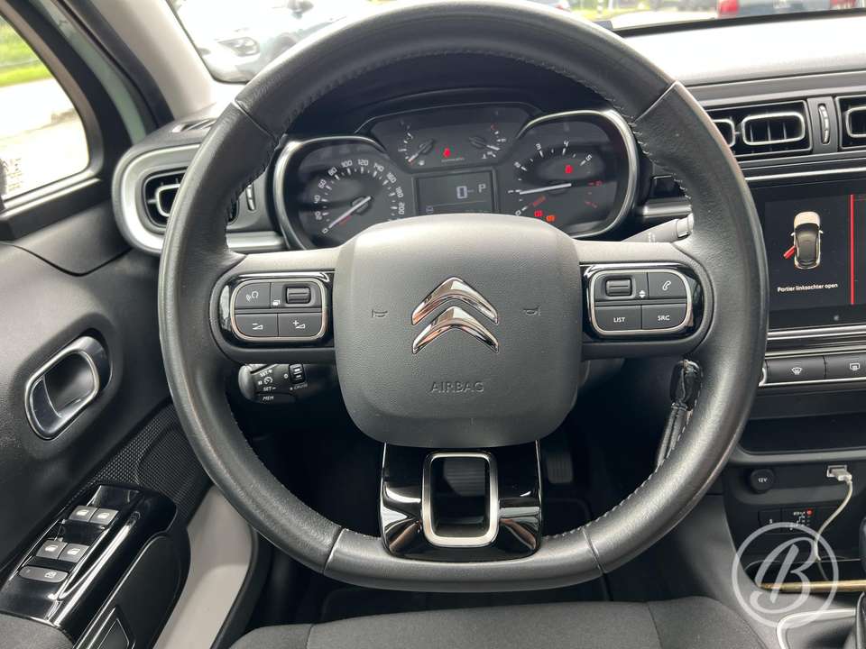 Car picture 9