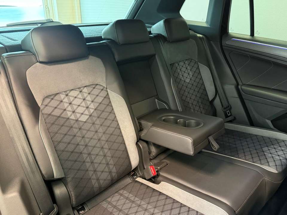 Car picture 19