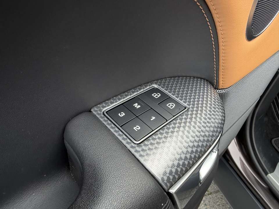 Car picture 11