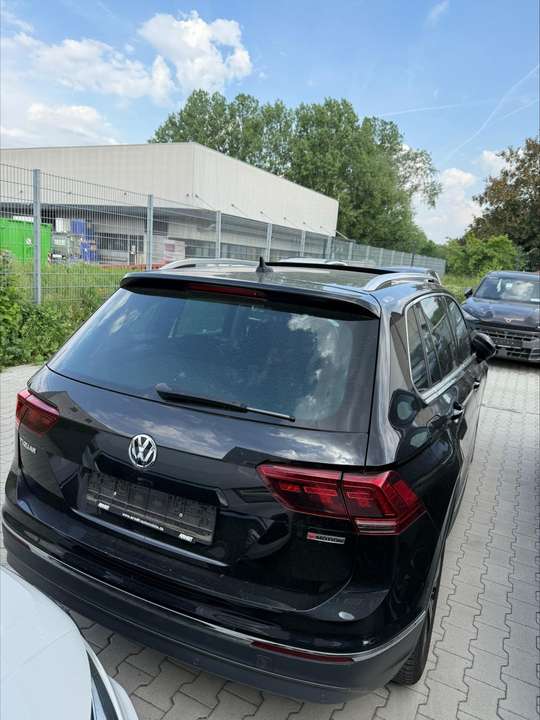 Car picture 2