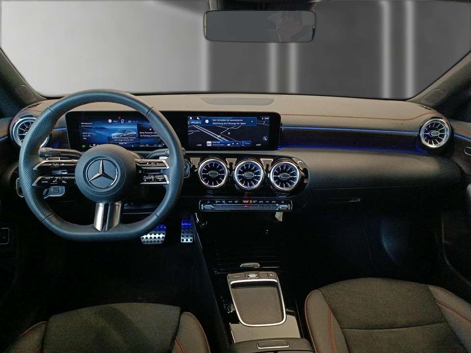 Mercedes-Benz CLA 180 - Imagem 9