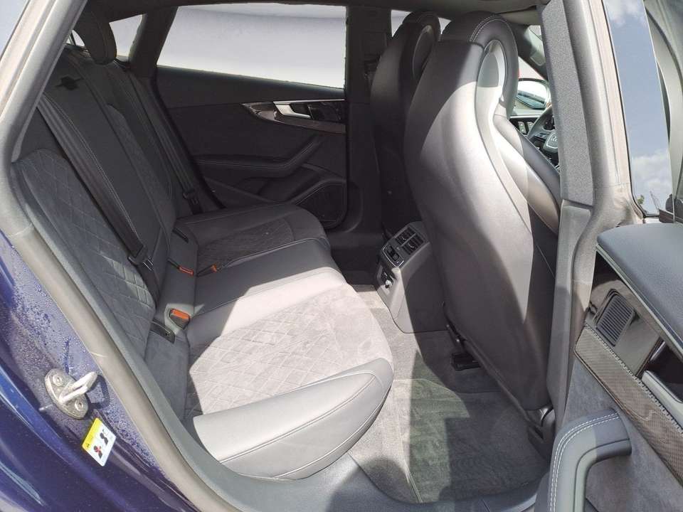 Car picture 14