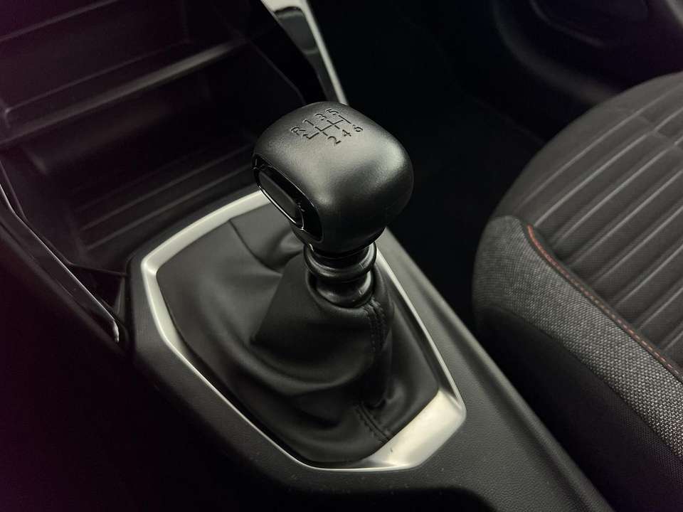 Peugeot 208 - Imagem 13