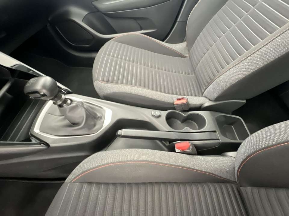 Peugeot 208 - Imagem 14