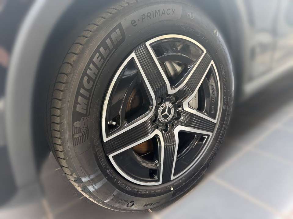 Mercedes-Benz GLC 200 - Imagem 3
