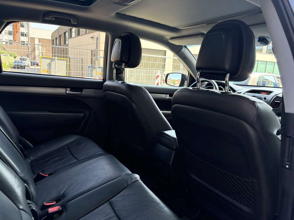 Car picture 9