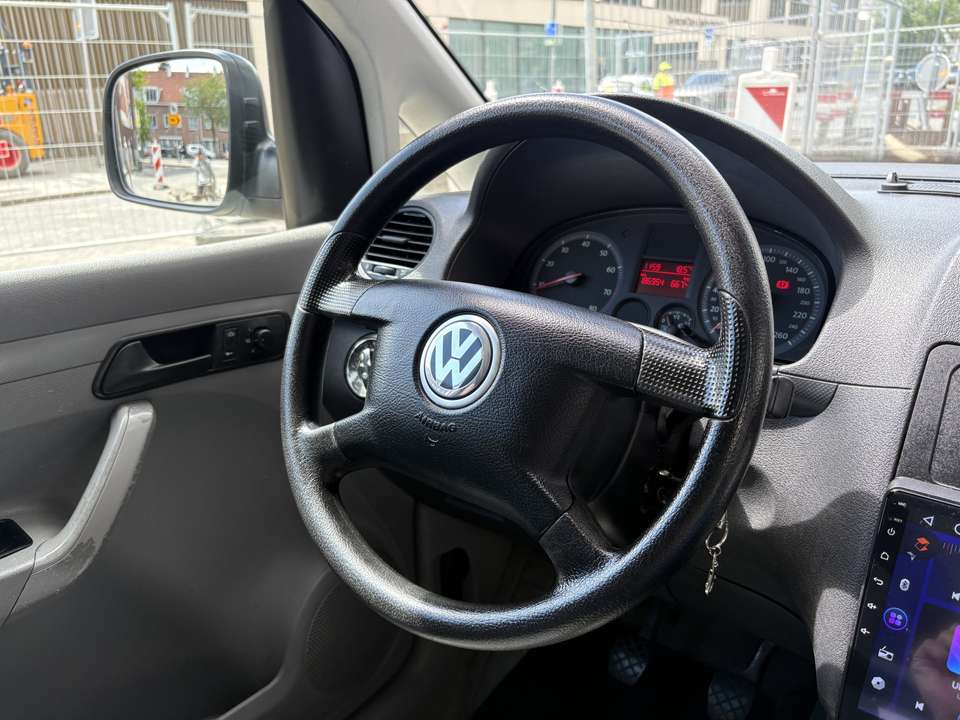 Car picture 11