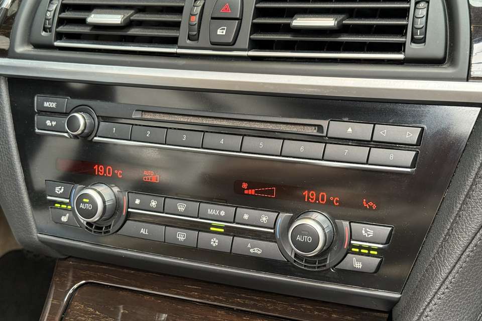 Car picture 17