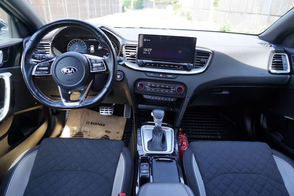 Car picture 6
