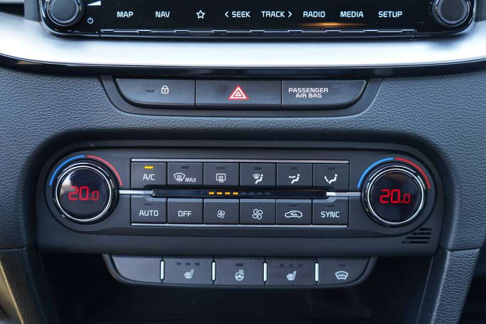 Car picture 11