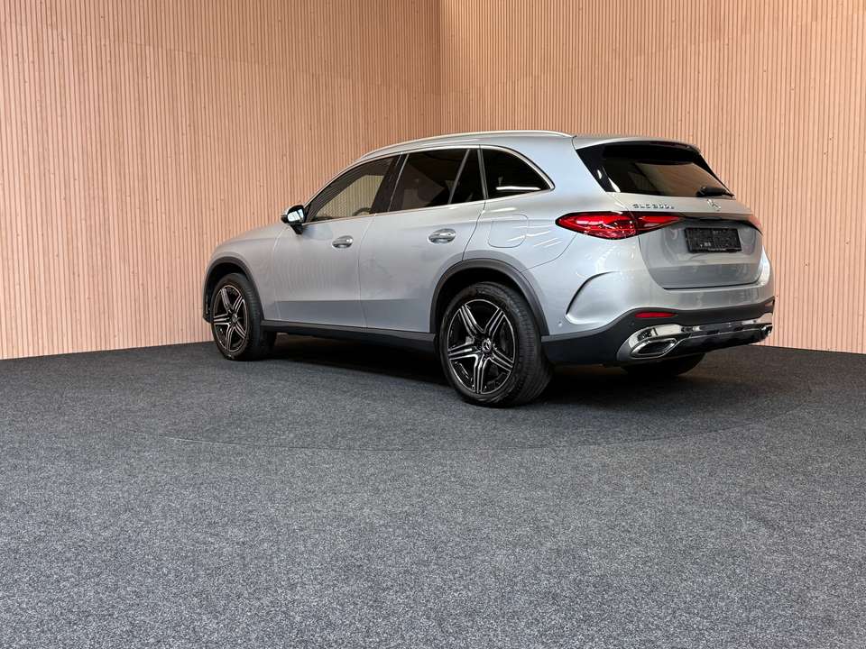 Mercedes-Benz GLC 300 - Imagem 3