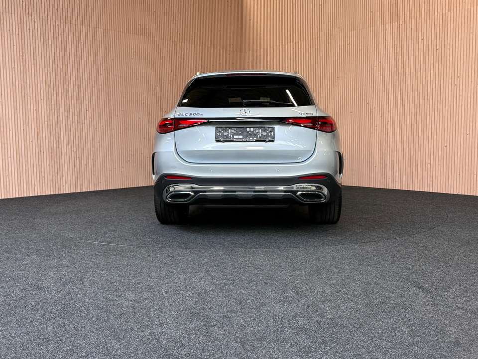 Mercedes-Benz GLC 300 - Imagem 4