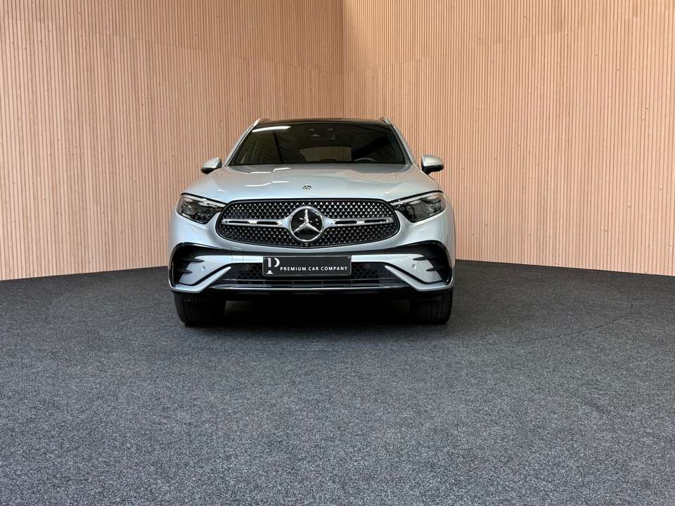 Mercedes-Benz GLC 300 - Imagem 8