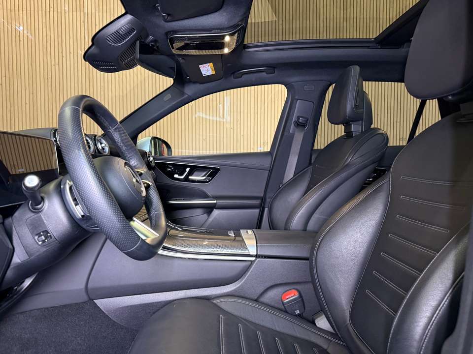 Mercedes-Benz GLC 300 - Imagem 11