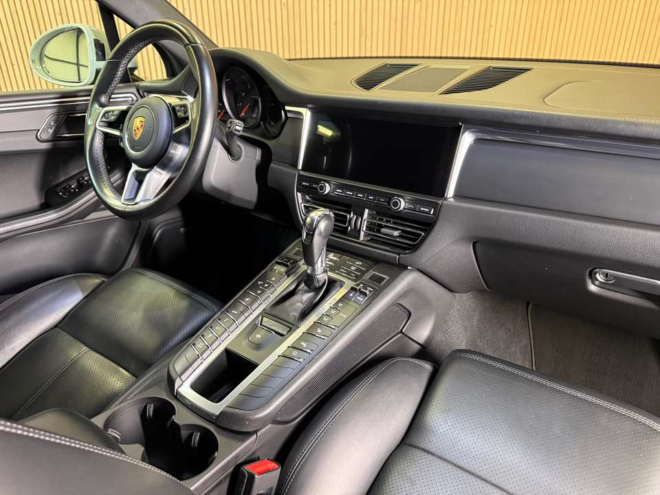 Car picture 9