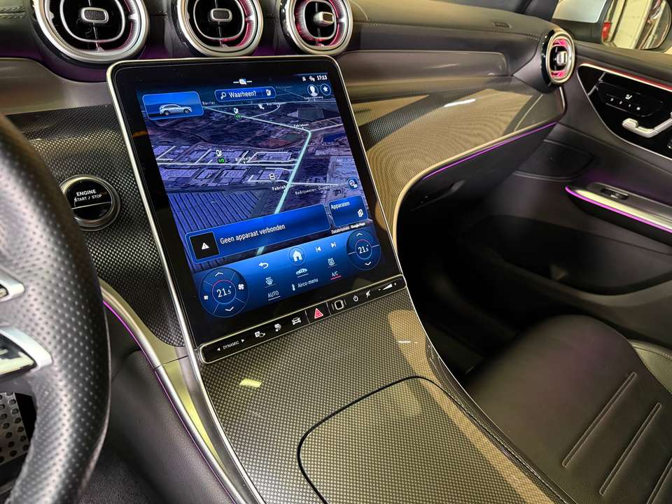 Mercedes-Benz GLC 300 - Imagem 12