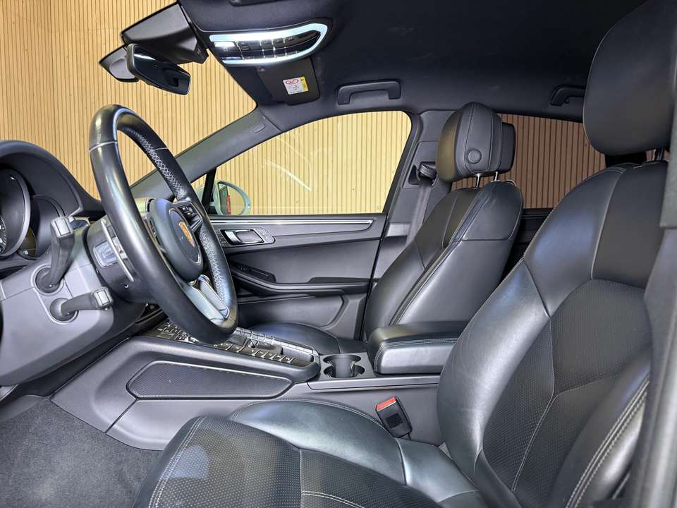 Car picture 11