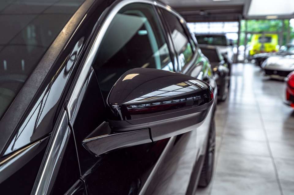 Car picture 12