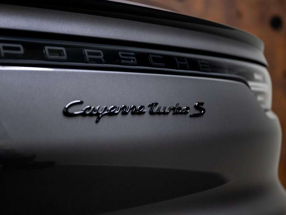 Porsche Cayenne - Imagem 13