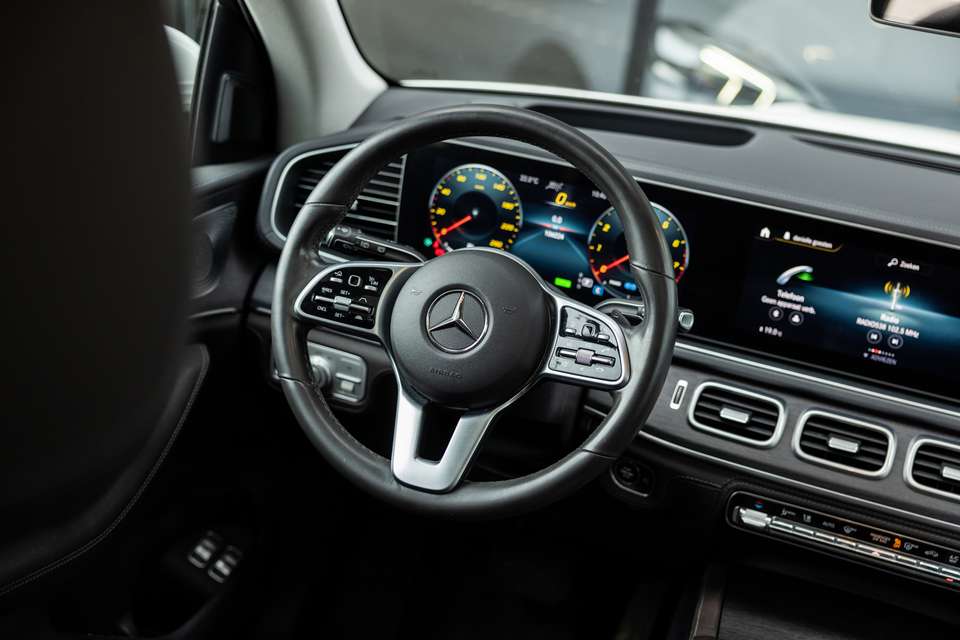Car picture 18