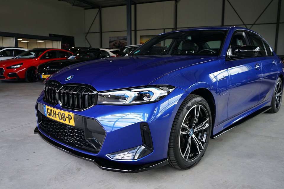 BMW 320 - Imagem 4