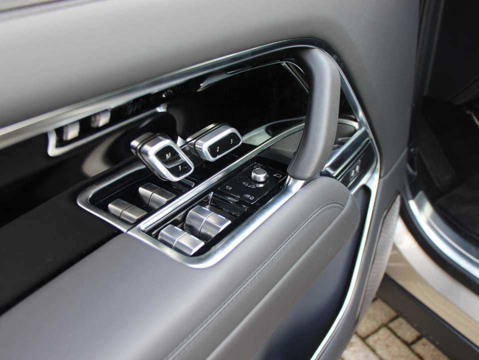 Car picture 11