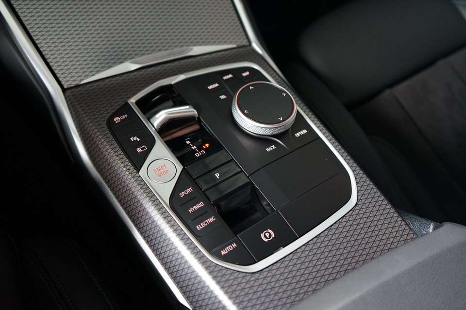 BMW 320 - Imagem 11