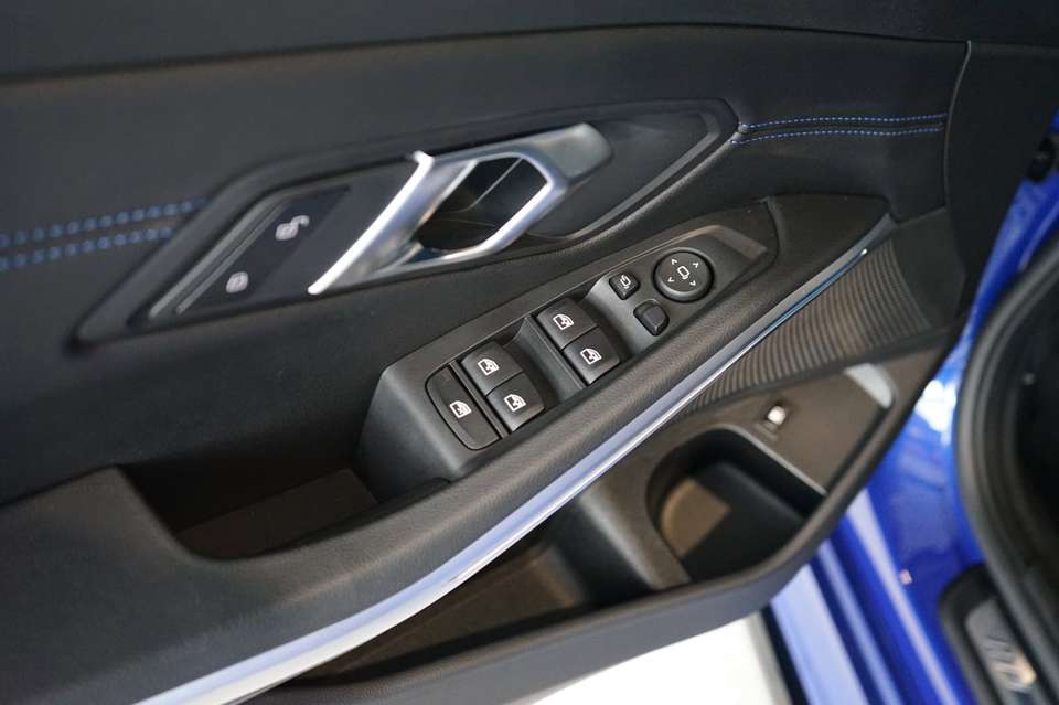 BMW 320 - Imagem 12