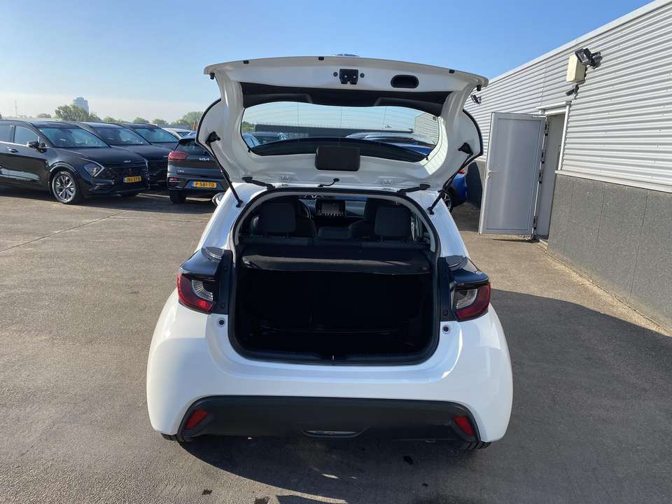 Car picture 9