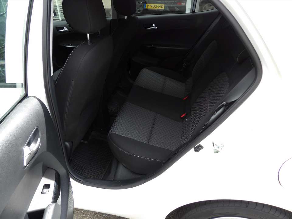 Kia Picanto - Imagem 8