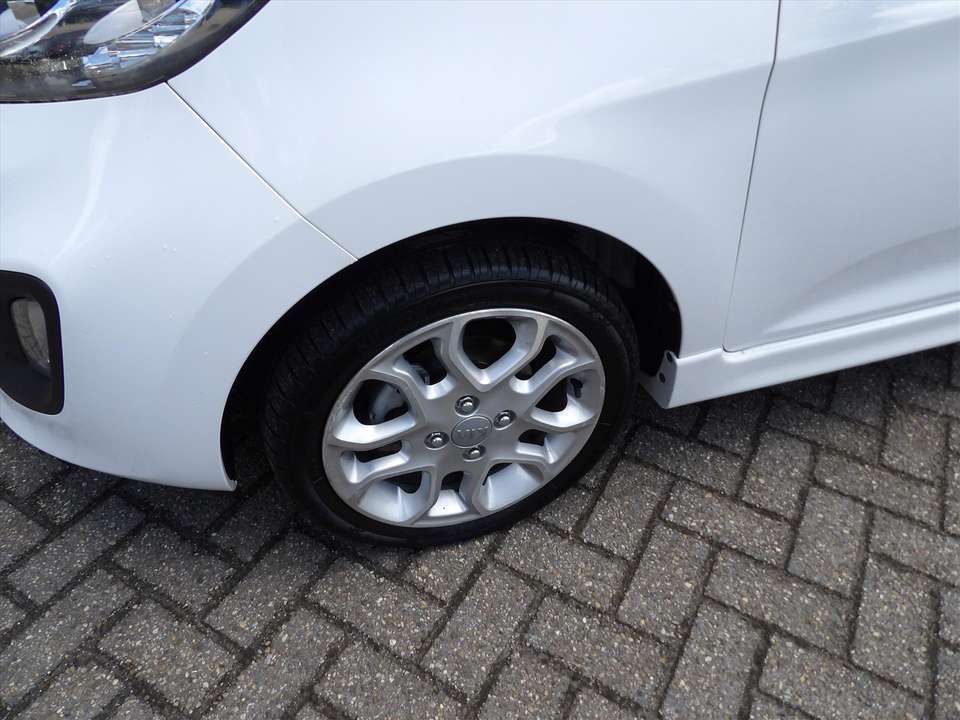 Car picture 8