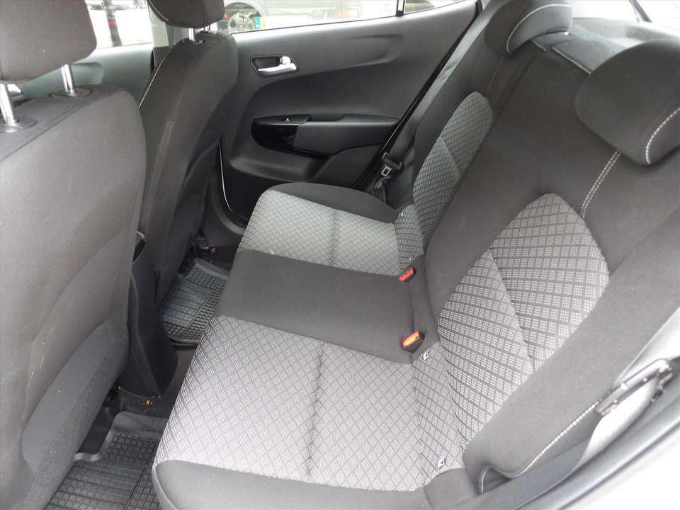 Kia Picanto - Imagem 9