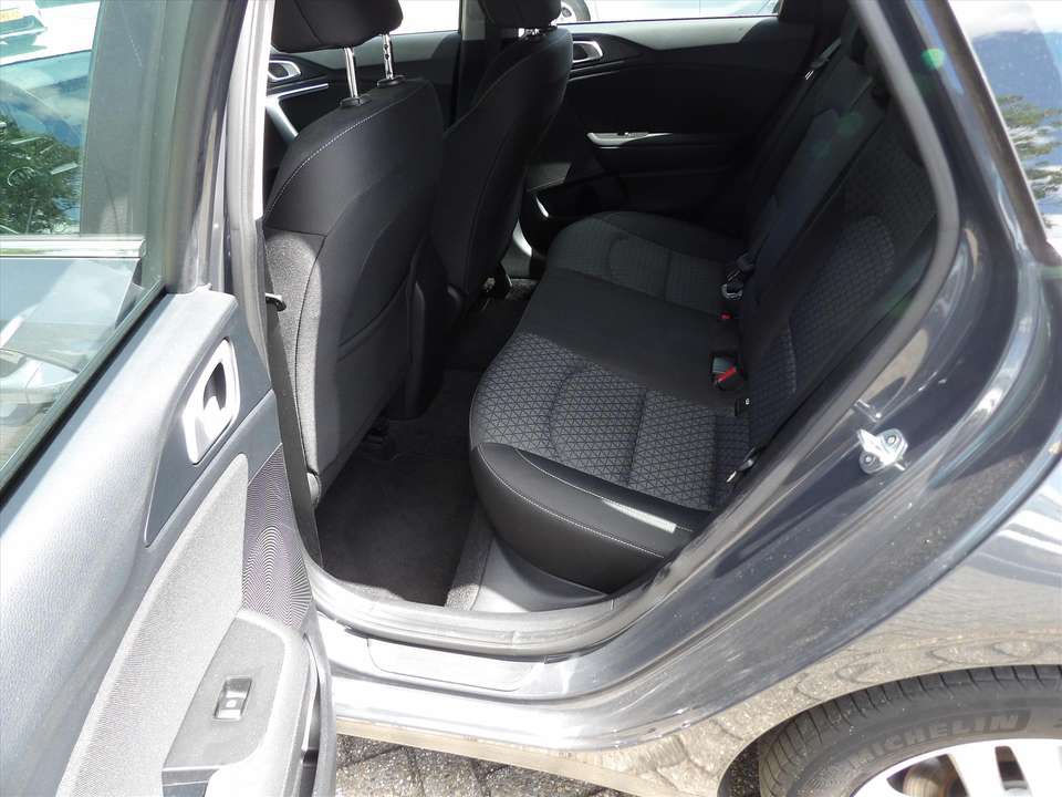 Car picture 10