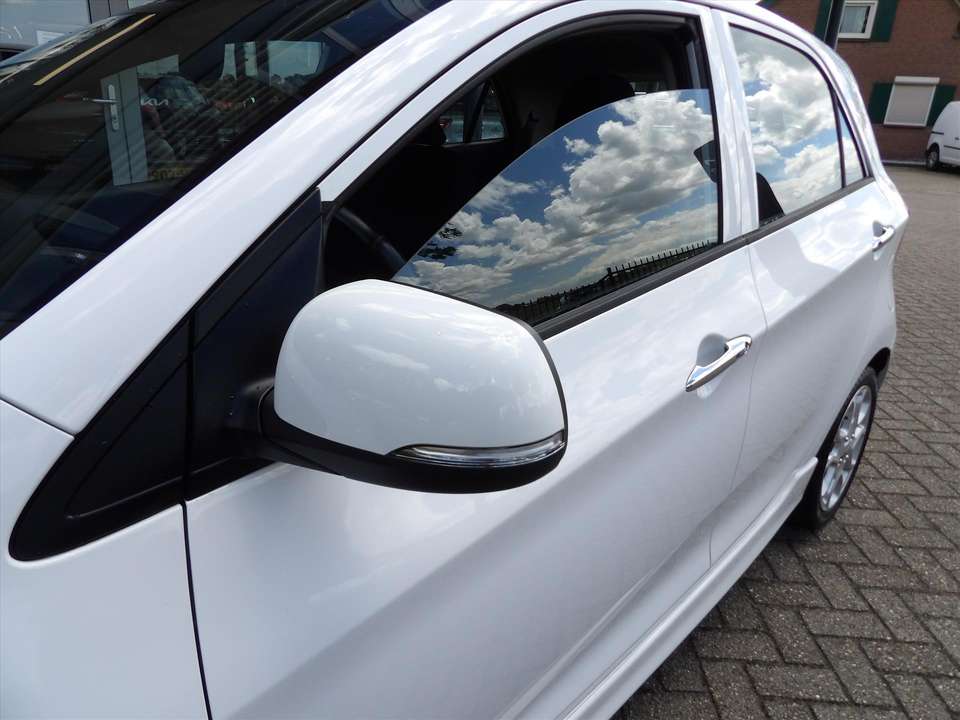 Car picture 9