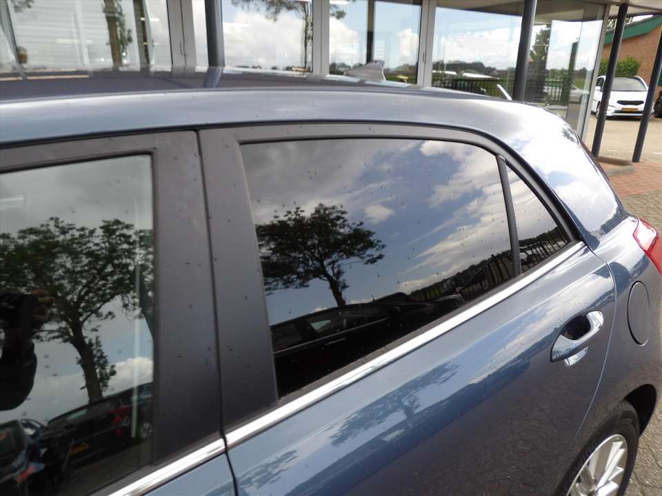 Car picture 9