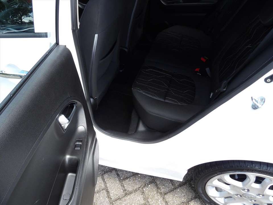 Car picture 14