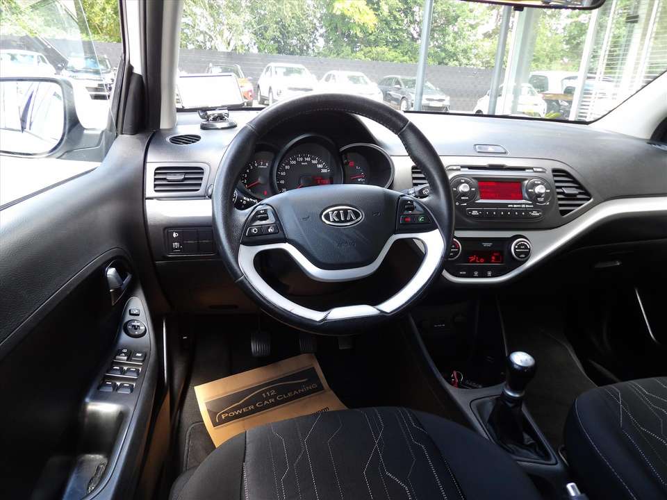 Car picture 19