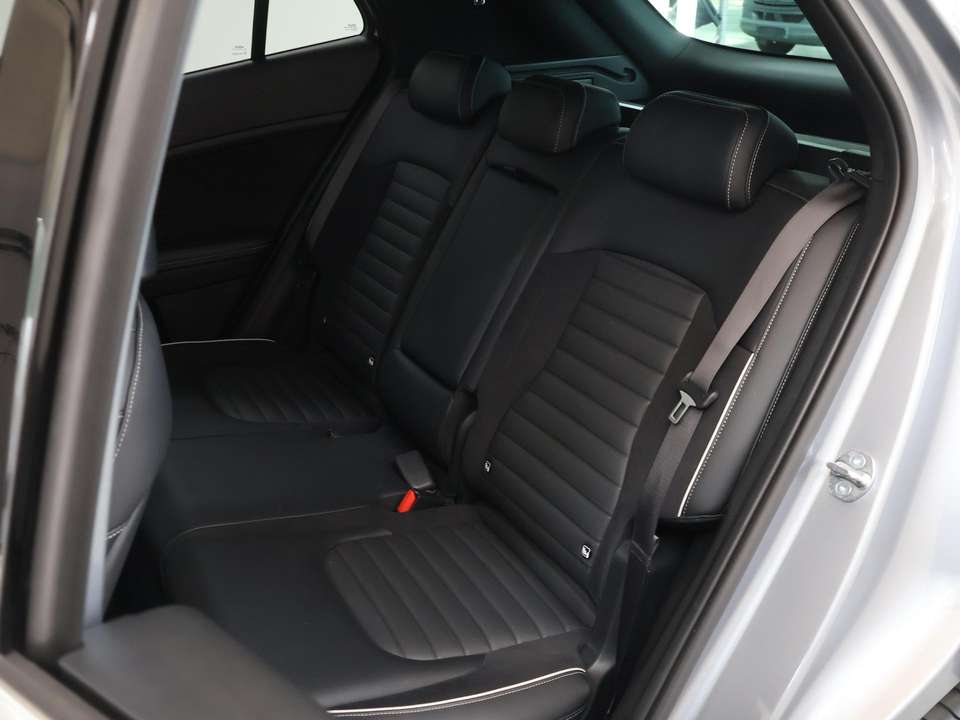 Car picture 11