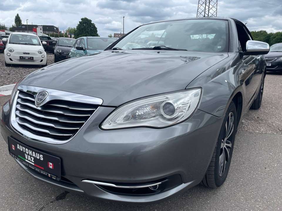 Lancia Flavia 2013