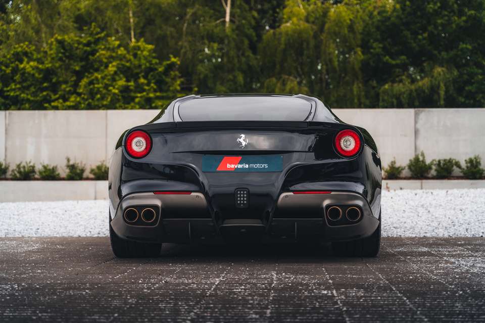 Ferrari F12 - Imagem 6